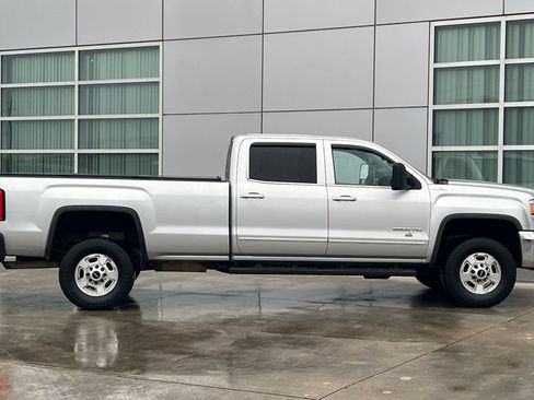 Used 2015 GMC Sierra 2500 SLE image 3