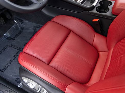 New 2025 Porsche Macan image 26