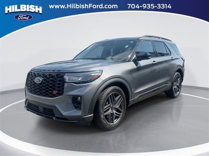 Used 2025 Ford Explorer ST