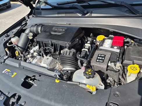 Used 2023 Jeep Compass Limited AWD/4WD image 35