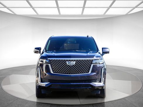 Used 2022 Cadillac Escalade ESV Luxury image 6