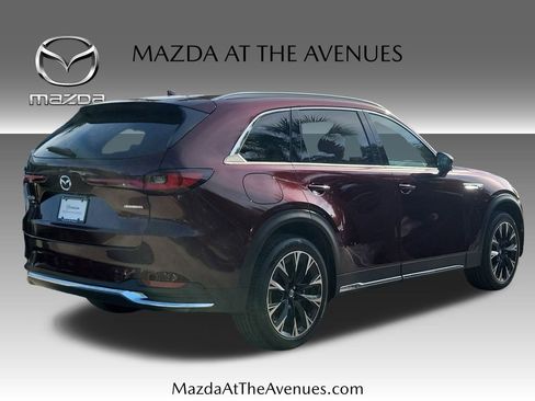 New 2026 MAZDA CX-90 Plug-In Hybrid w/ Premium Plus image 4