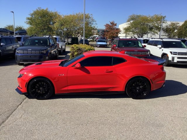Used 2021 Chevrolet Camaro LT RWD image 2