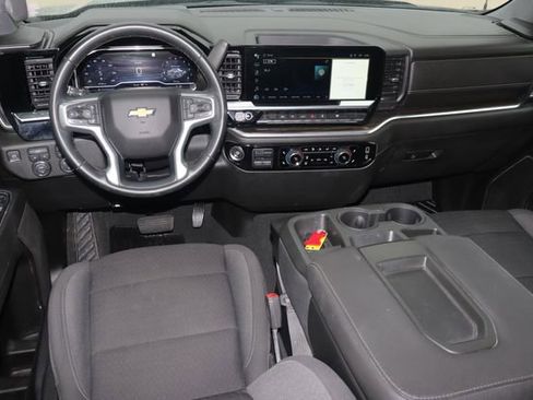 Used 2023 Chevrolet Silverado 1500 LT image 20