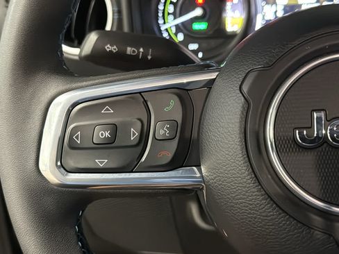 Used 2024 Jeep Wrangler High Altitude AWD/4WD image 10