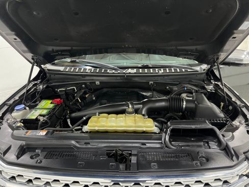 Used 2019 Ford Expedition Max Platinum AWD/4WD image 27