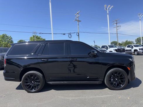 Used 2023 Cadillac Escalade Sport AWD/4WD image 6
