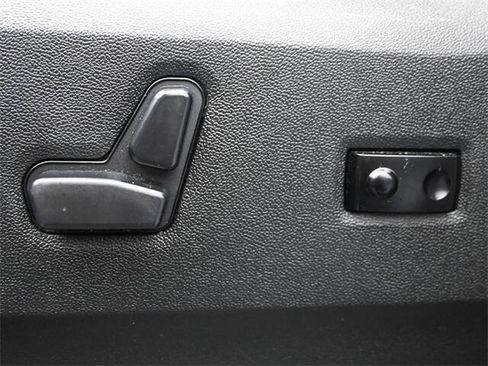 Used 2019 Dodge Grand Caravan GT image 12