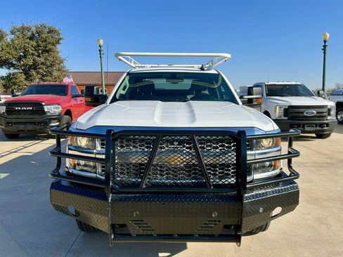 Used 2019 Chevrolet Silverado 2500 W/T w/ WT Convenience Package image 3