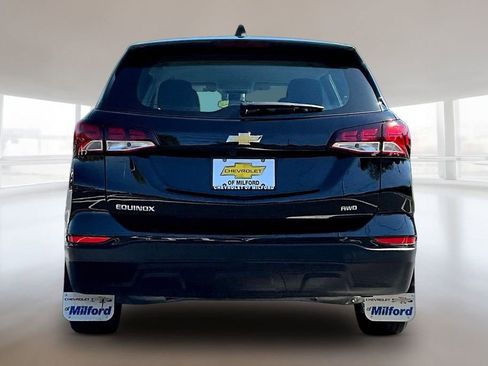 Used 2024 Chevrolet Equinox LS AWD/4WD image 5