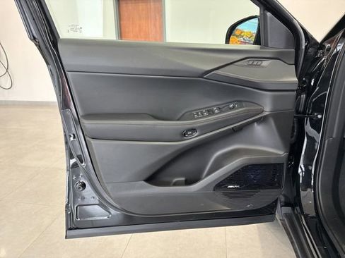 New 2026 Jeep Cherokee Overland image 24