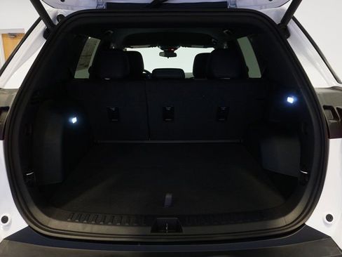 New 2026 Chevrolet Equinox LT w/ Convenience Package II image 25