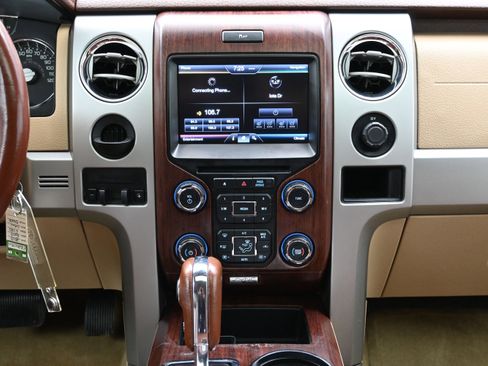 Used 2013 Ford F150 King Ranch w/ King Ranch Luxury Pkg RWD image 17