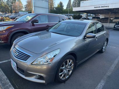 Used 2013 INFINITI G37 x w/ Premium Pkg