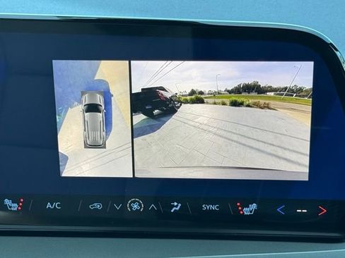 New 2026 Chevrolet Traverse LT w/ Driver Confidence Package image 35