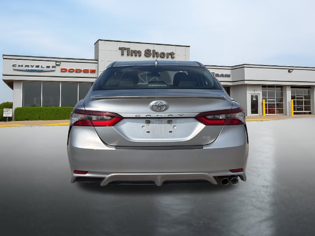 Used 2024 Toyota Camry SE FWD image 6