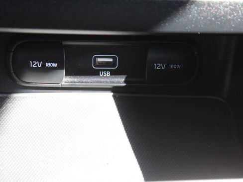 Certified 2023 Kia Forte LXS image 33