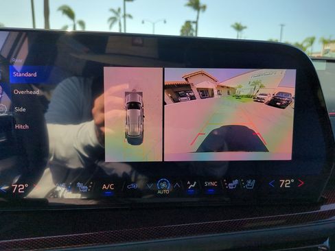 New 2026 Chevrolet Traverse RS image 15