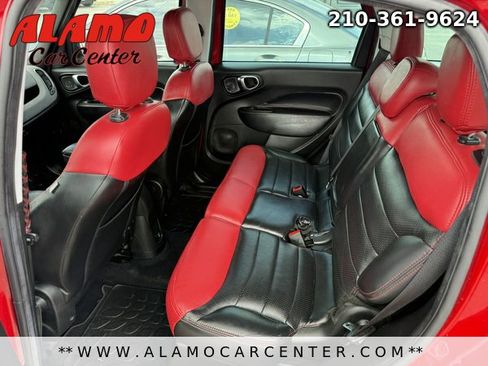 Used 2014 FIAT 500L Easy w/ Popular Equipment Group image 28