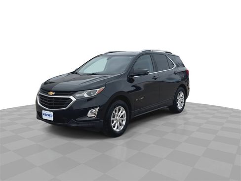 Used 2018 Chevrolet Equinox LT w/ Sun & Infotainment Package image 4