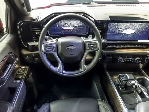 Certified 2024 Chevrolet Silverado 1500 LT Trail Boss w/ Convenience Package II image 17