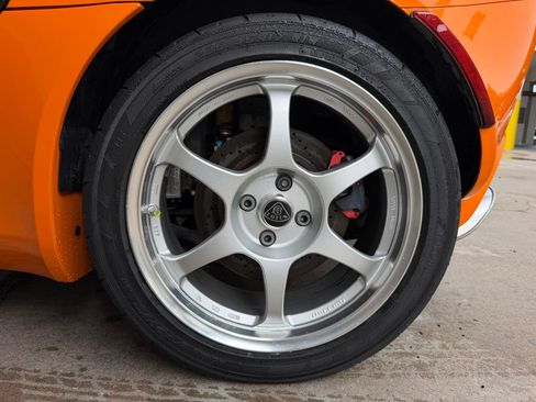Used 2005 Lotus Elise RWD image 16