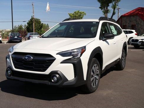 Used 2025 Subaru Outback Base image 7