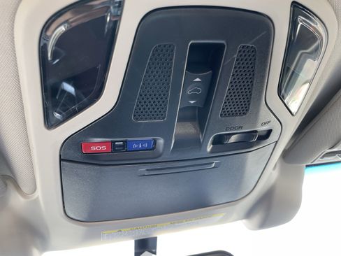 Used 2022 Subaru Outback Premium image 25