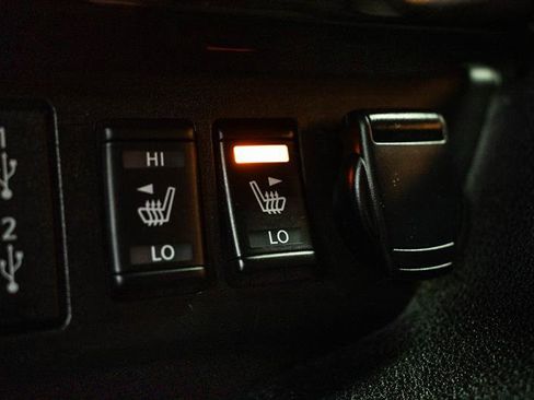 Used 2024 Nissan Leaf SV Plus image 19