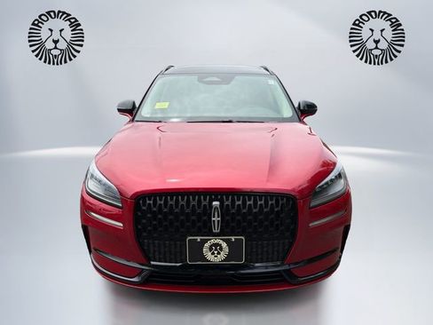 Used 2025 Lincoln Corsair AWD w/ Equipment Group 101A image 2