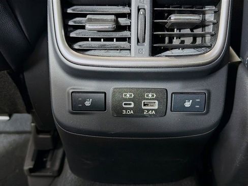 Used 2023 Subaru Outback Limited image 39