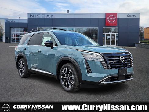 New 2026 Nissan Pathfinder Platinum AWD/4WD image 1