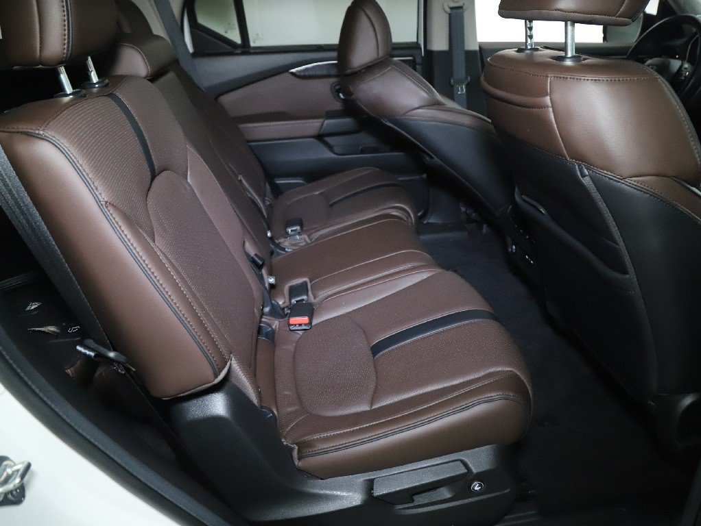 Used 2024 Honda Pilot Elite image 34