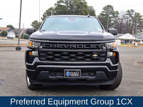 Used 2023 Chevrolet Silverado 1500 Custom image 2