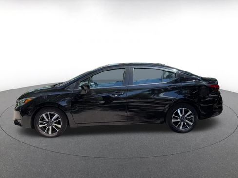 Used 2025 Nissan Versa SV FWD image 7