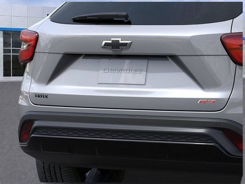 New 2026 Chevrolet Trax RS w/ Driver Confidence Package FWD image 14