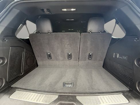 Used 2025 GMC Yukon Denali image 35