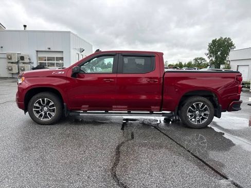 Used 2022 Chevrolet Silverado 1500 RST w/ Convenience Package II AWD/4WD image 2