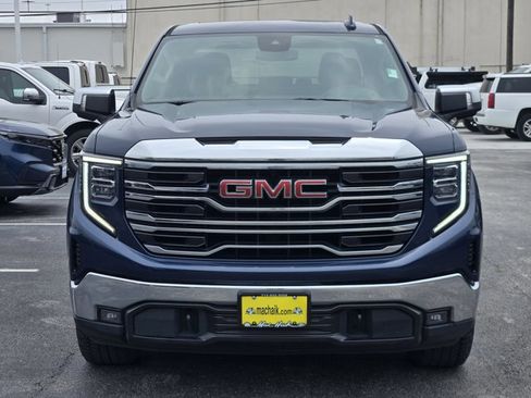 Used 2023 GMC Sierra 1500 SLT RWD image 2