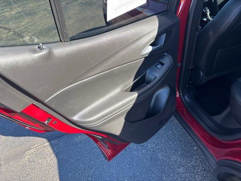 Used 2021 Buick Encore GX Select image 36