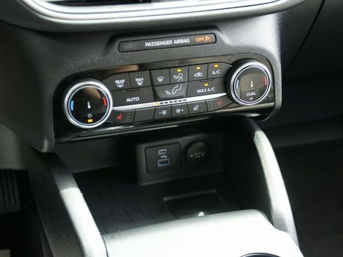 Used 2022 Ford Escape SE w/ Convenience Package image 23