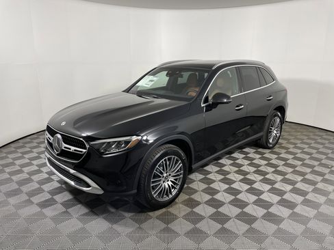 New 2026 Mercedes-Benz GLC 300 image 9