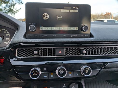 Used 2022 Honda Civic Sport image 14