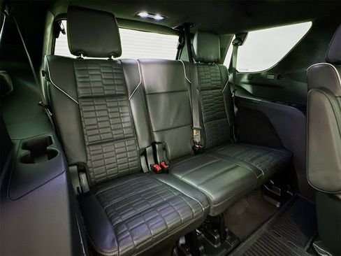 Used 2023 Cadillac Escalade Sport Platinum image 31