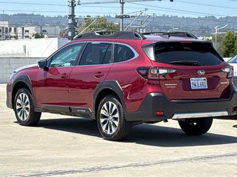 Certified 2025 Subaru Outback Limited AWD/4WD image 5