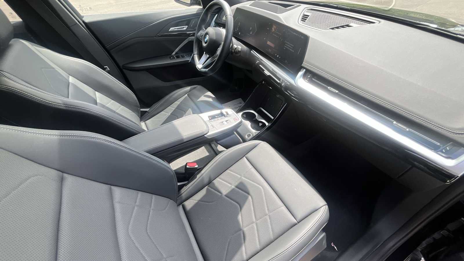 Used 2026 BMW X1 xDrive28i AWD/4WD image 11