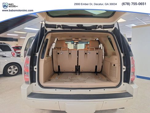 Used 2011 GMC Yukon Denali image 13