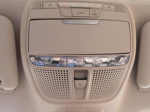 Used 2020 Mercedes-Benz E 350 Sedan image 24