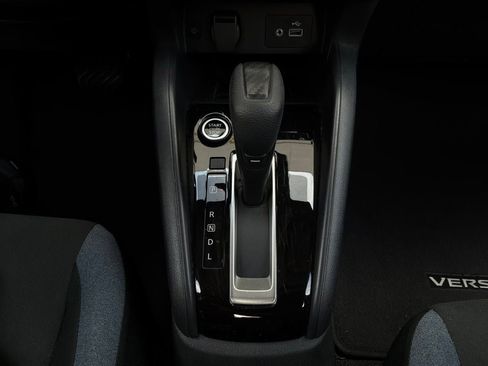 Used 2025 Nissan Versa SV FWD image 21