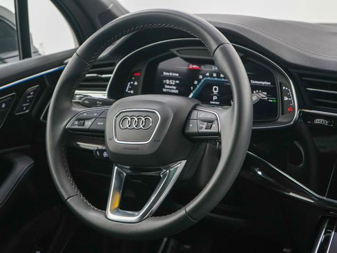 Used 2025 Audi Q7 3.0T Premium Plus image 15
